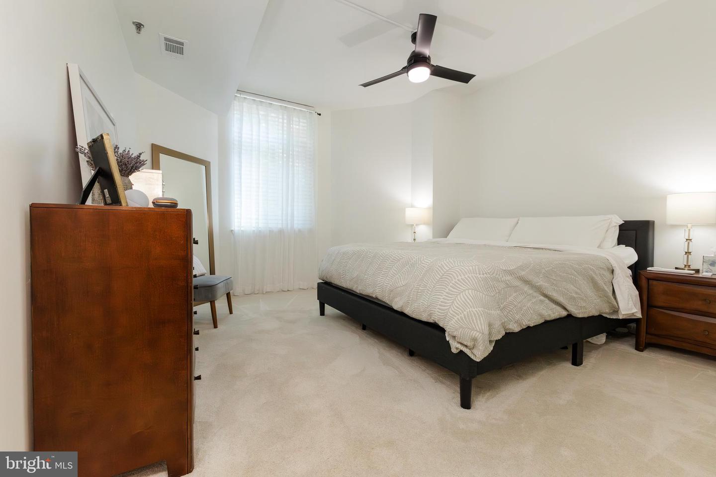 1024 N UTAH ST #116, ARLINGTON, Virginia 22201, 2 Bedrooms Bedrooms, ,2 BathroomsBathrooms,Residential,For sale,1024 N UTAH ST #116,VAAR2060314 MLS # VAAR2060314