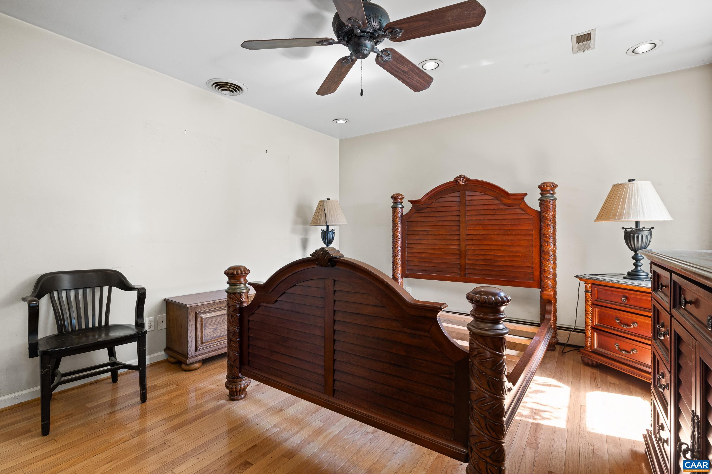 1411 CHESAPEAKE ST, CHARLOTTESVILLE, Virginia 22902, ,Residential,1411 CHESAPEAKE ST,666886 MLS # 666886