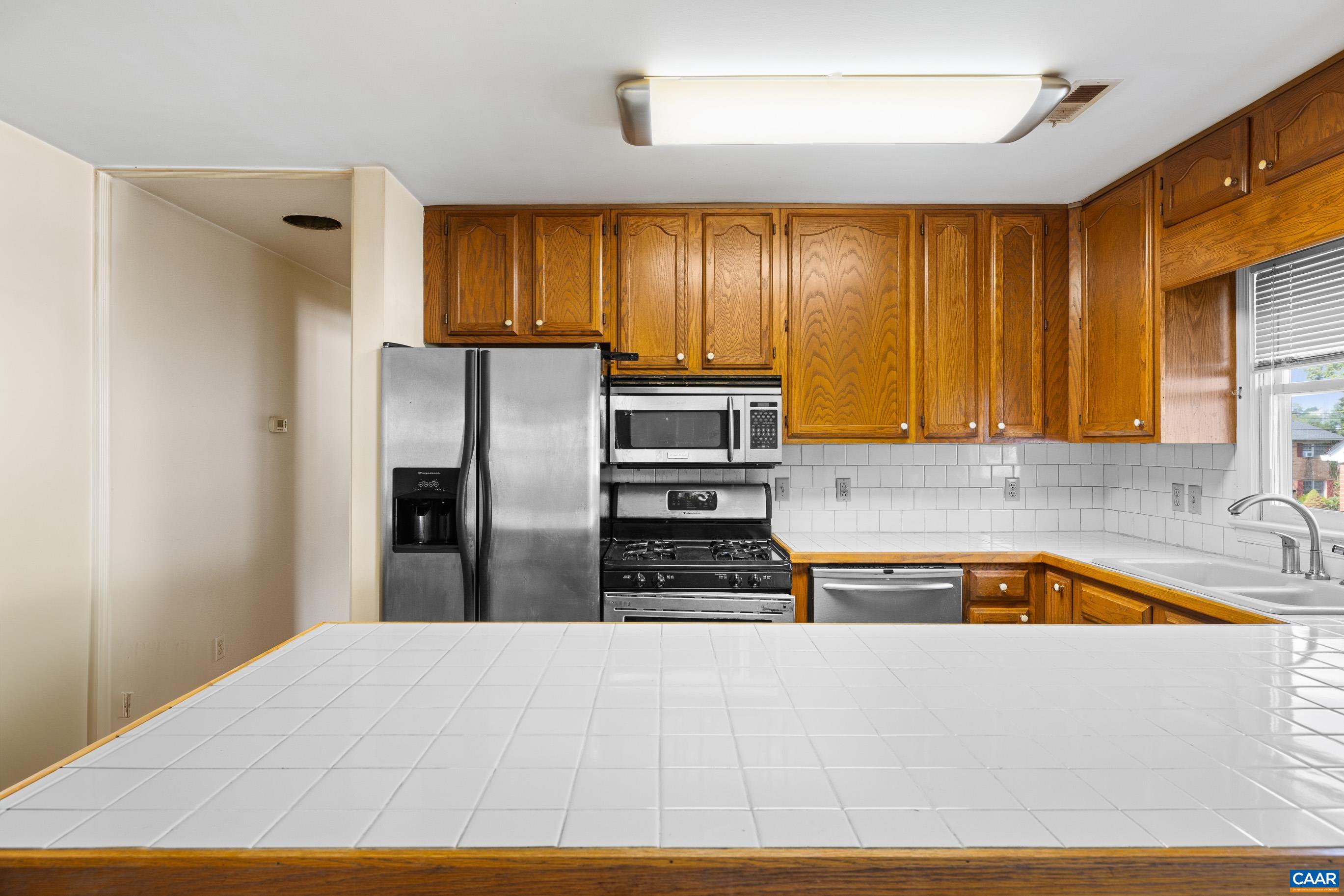 1411 CHESAPEAKE ST, CHARLOTTESVILLE, Virginia 22902, ,Residential,1411 CHESAPEAKE ST,666886 MLS # 666886