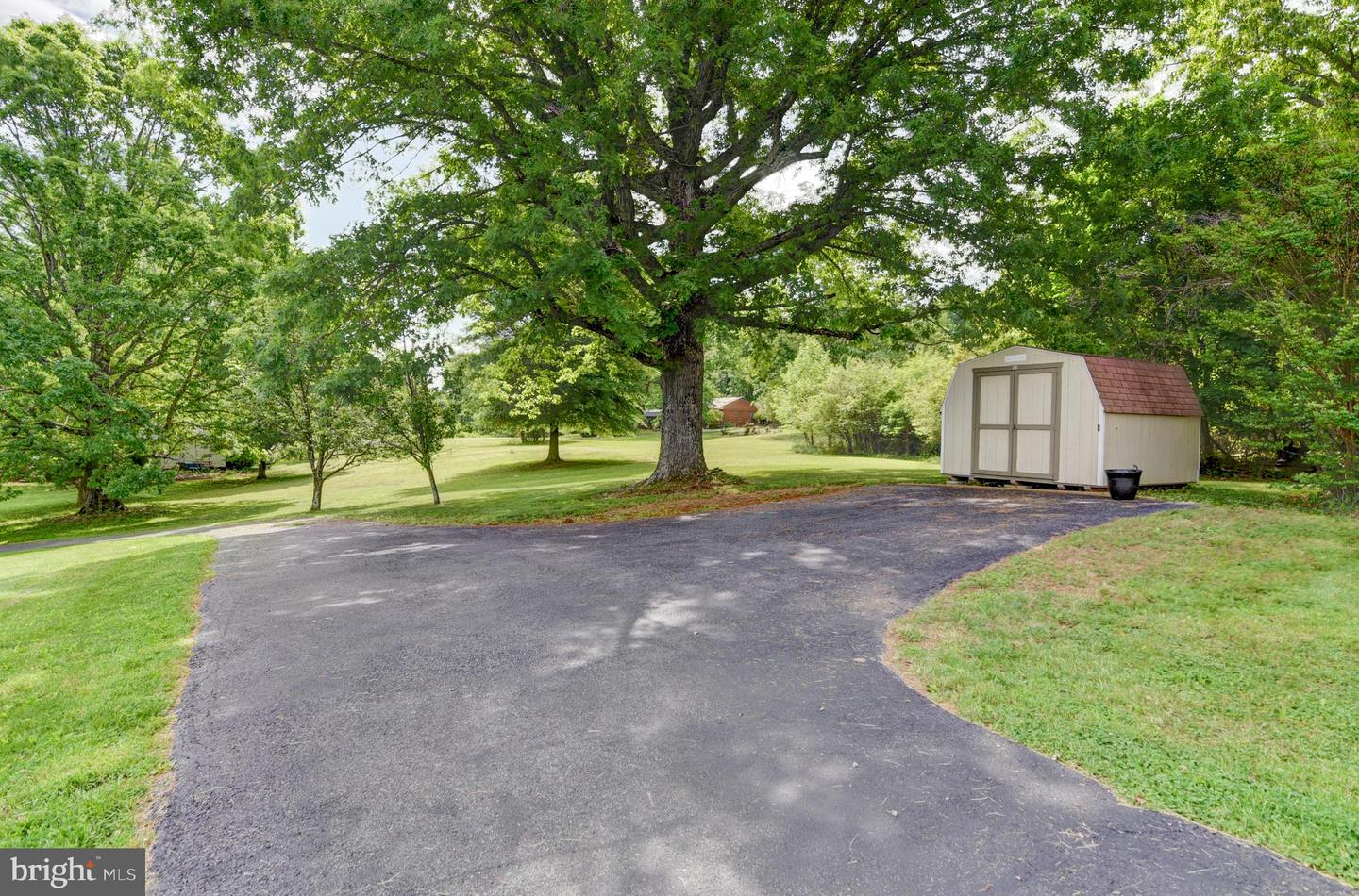 2770 W LYNCHBURG SALEM TPKE, BEDFORD, Virginia 24523, ,Land,For sale,2770 W LYNCHBURG SALEM TPKE,VABV2000224 MLS # VABV2000224