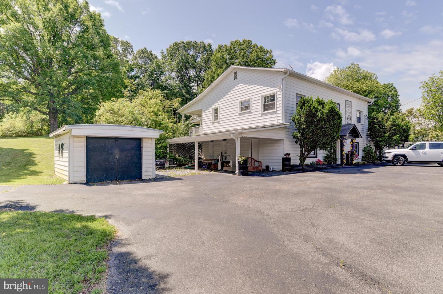 2770 W LYNCHBURG SALEM TPKE, BEDFORD, Virginia 24523, ,Land,For sale,2770 W LYNCHBURG SALEM TPKE,VABV2000224 MLS # VABV2000224