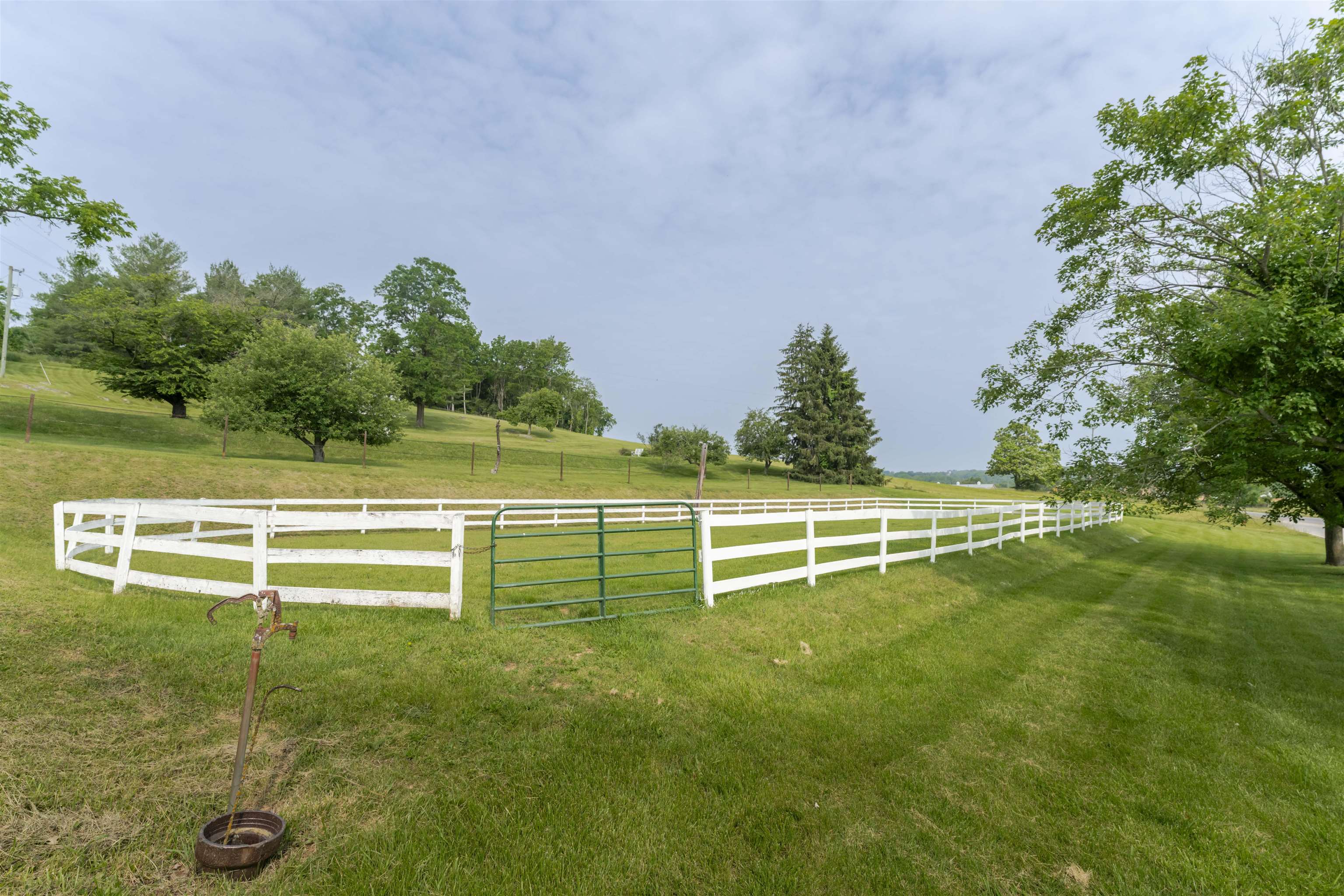 610 NEW HOPE RD, STAUNTON, Virginia 24401, ,Commercial,610 NEW HOPE RD,666957 MLS # 666957