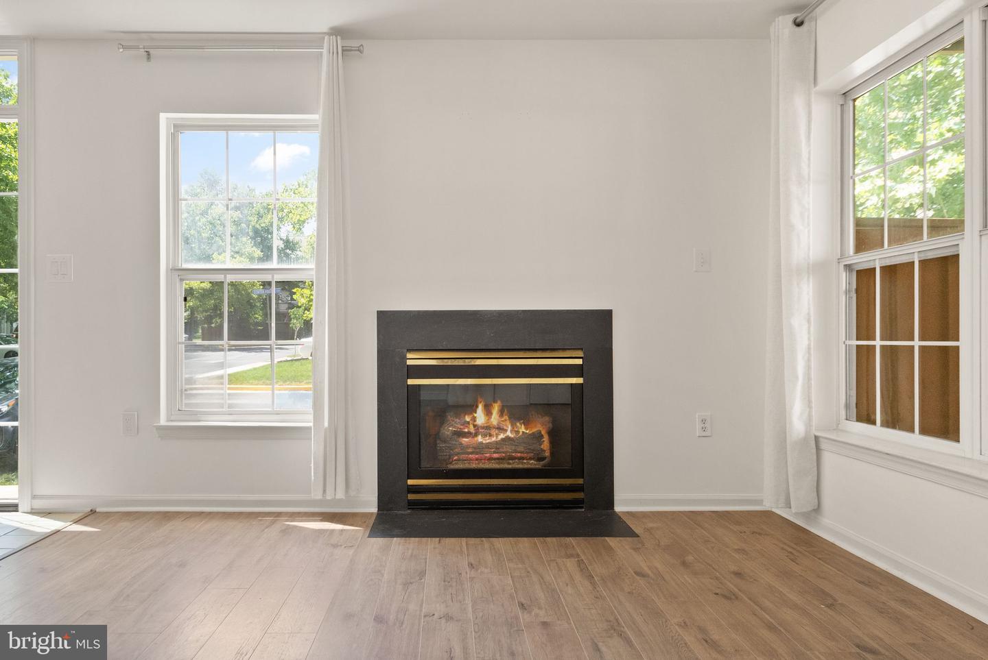 21659 FRAME SQ, BROADLANDS, Virginia 20148, 3 Bedrooms Bedrooms, ,2 BathroomsBathrooms,Residential,For sale,21659 FRAME SQ,VALO2101616 MLS # VALO2101616