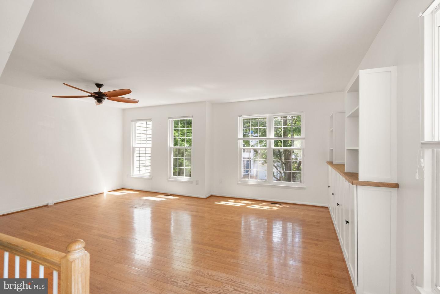 21659 FRAME SQ, BROADLANDS, Virginia 20148, 3 Bedrooms Bedrooms, ,2 BathroomsBathrooms,Residential,For sale,21659 FRAME SQ,VALO2101616 MLS # VALO2101616