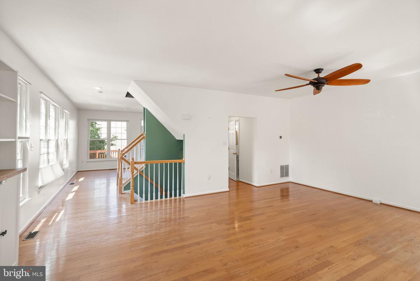 21659 FRAME SQ, BROADLANDS, Virginia 20148, 3 Bedrooms Bedrooms, ,2 BathroomsBathrooms,Residential,For sale,21659 FRAME SQ,VALO2101616 MLS # VALO2101616