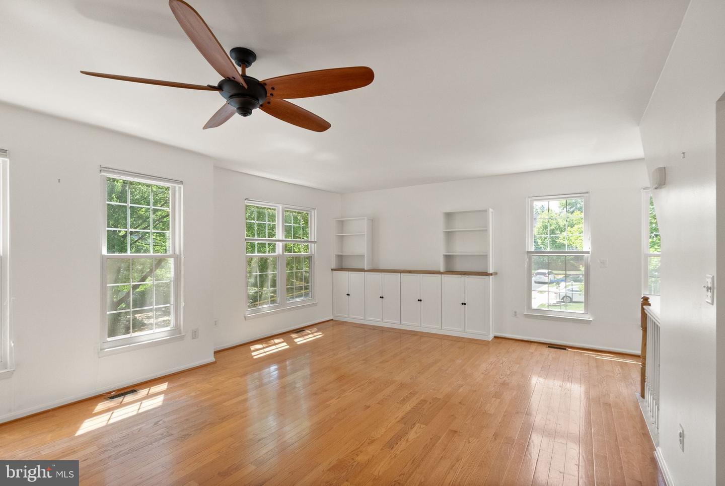 21659 FRAME SQ, BROADLANDS, Virginia 20148, 3 Bedrooms Bedrooms, ,2 BathroomsBathrooms,Residential,For sale,21659 FRAME SQ,VALO2101616 MLS # VALO2101616
