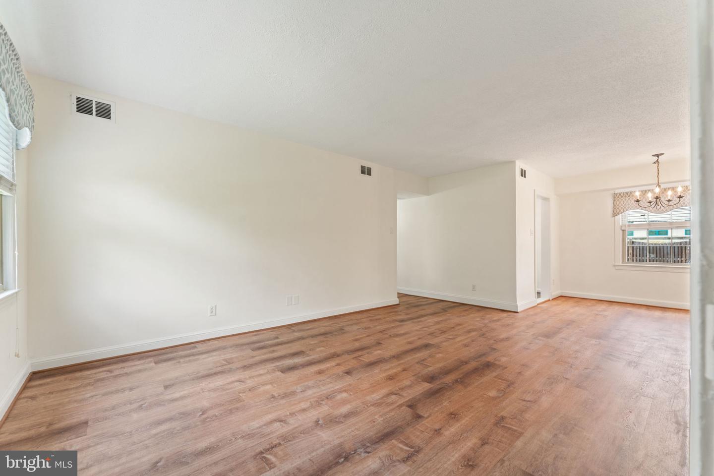 2805 ARLINGTON BLVD #101, ARLINGTON, Virginia 22201, 1 Bedroom Bedrooms, ,1 BathroomBathrooms,Residential,For sale,2805 ARLINGTON BLVD #101,VAAR2060458 MLS # VAAR2060458