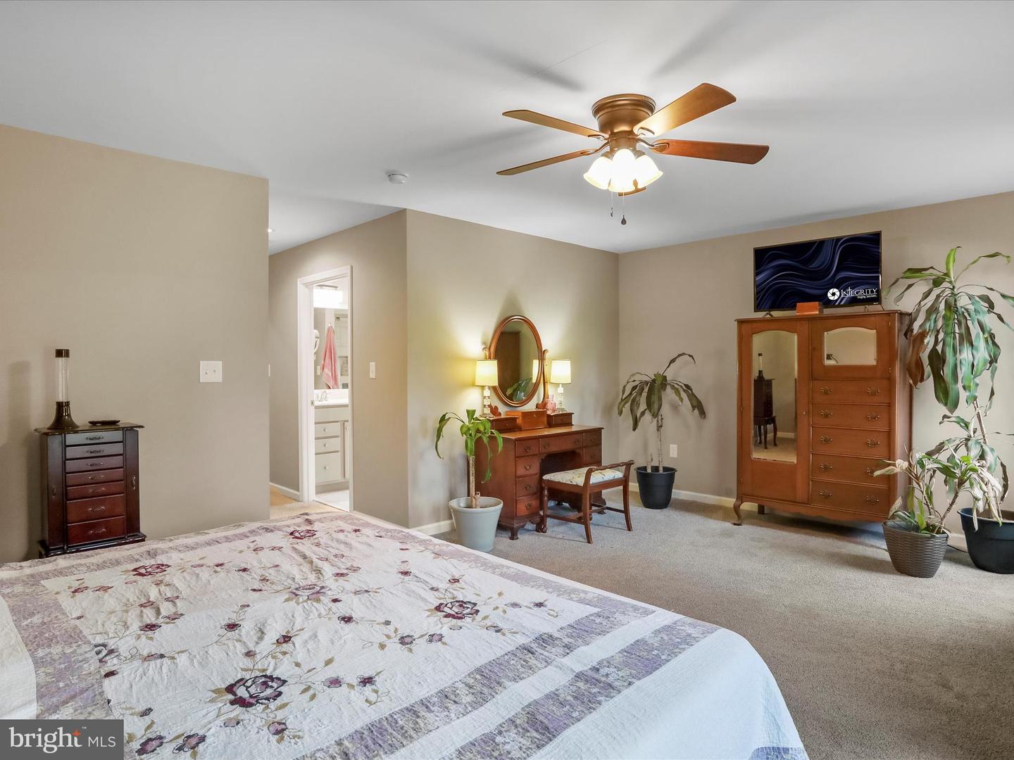 1602 BELMONT AVE, FRONT ROYAL, Virginia 22630, 3 Bedrooms Bedrooms, ,2 BathroomsBathrooms,Residential,For sale,1602 BELMONT AVE,VAWR2011670 MLS # VAWR2011670