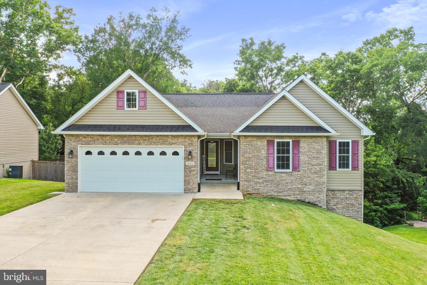 1602 BELMONT AVE, FRONT ROYAL, Virginia 22630, 3 Bedrooms Bedrooms, ,2 BathroomsBathrooms,Residential,For sale,1602 BELMONT AVE,VAWR2011670 MLS # VAWR2011670