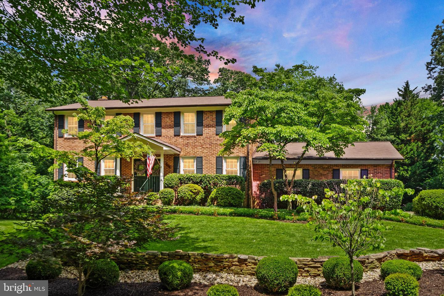 3500 WILLOW GREEN CT, OAKTON, Virginia 22124, 5 Bedrooms Bedrooms, ,3 BathroomsBathrooms,Residential,For sale,3500 WILLOW GREEN CT,VAFX2255130 MLS # VAFX2255130