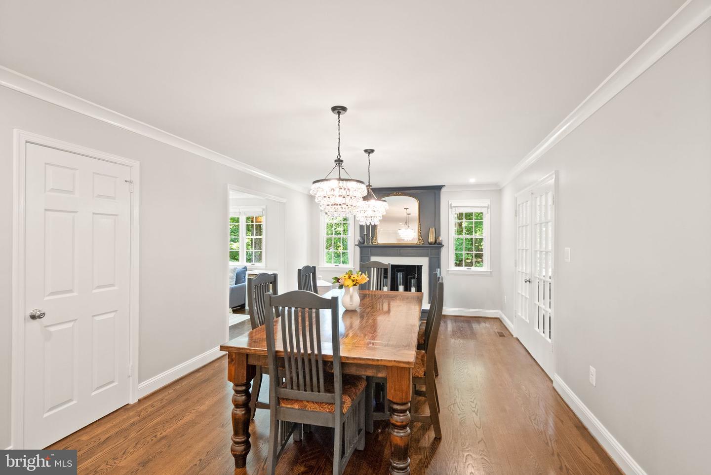 3500 WILLOW GREEN CT, OAKTON, Virginia 22124, 5 Bedrooms Bedrooms, ,3 BathroomsBathrooms,Residential,For sale,3500 WILLOW GREEN CT,VAFX2255130 MLS # VAFX2255130
