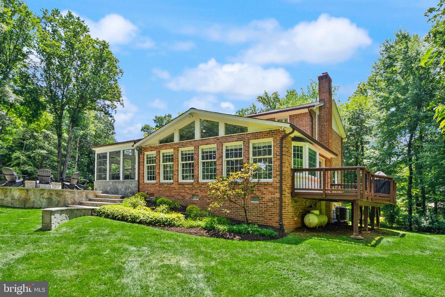 3500 WILLOW GREEN CT, OAKTON, Virginia 22124, 5 Bedrooms Bedrooms, ,3 BathroomsBathrooms,Residential,For sale,3500 WILLOW GREEN CT,VAFX2255130 MLS # VAFX2255130