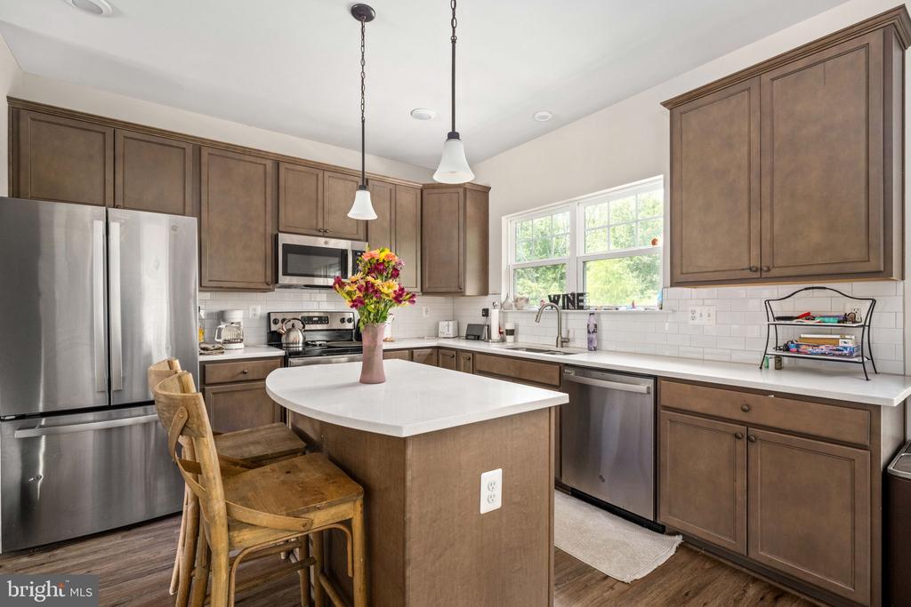 2601 DRAKE LN, FREDERICKSBURG, Virginia 22408, 4 Bedrooms Bedrooms, ,3 BathroomsBathrooms,Residential,2601 DRAKE LN,VASP2034700 MLS # VASP2034700
