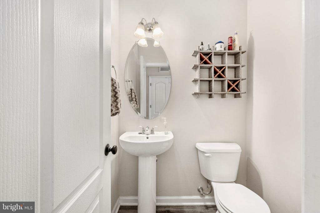 2601 DRAKE LN, FREDERICKSBURG, Virginia 22408, 4 Bedrooms Bedrooms, ,3 BathroomsBathrooms,Residential,2601 DRAKE LN,VASP2034700 MLS # VASP2034700