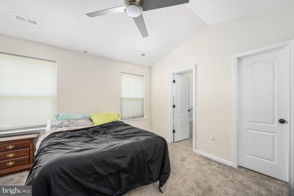2601 DRAKE LN, FREDERICKSBURG, Virginia 22408, 4 Bedrooms Bedrooms, ,3 BathroomsBathrooms,Residential,2601 DRAKE LN,VASP2034700 MLS # VASP2034700