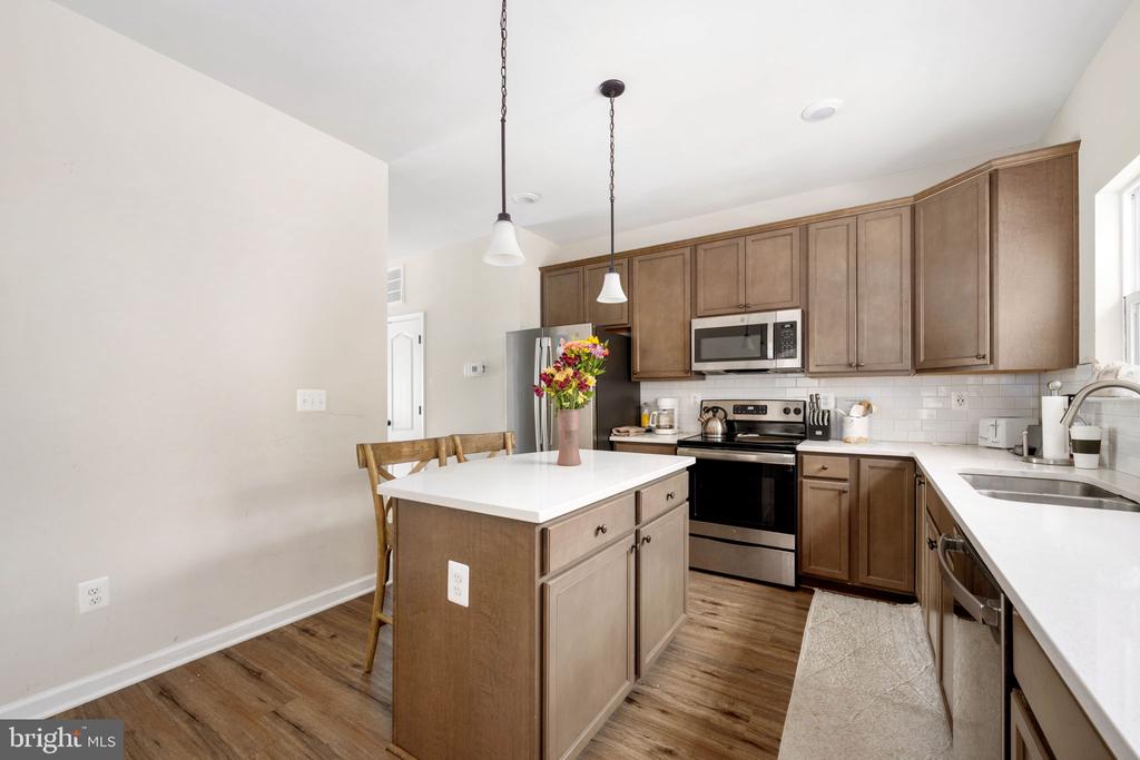 2601 DRAKE LN, FREDERICKSBURG, Virginia 22408, 4 Bedrooms Bedrooms, ,3 BathroomsBathrooms,Residential,2601 DRAKE LN,VASP2034700 MLS # VASP2034700