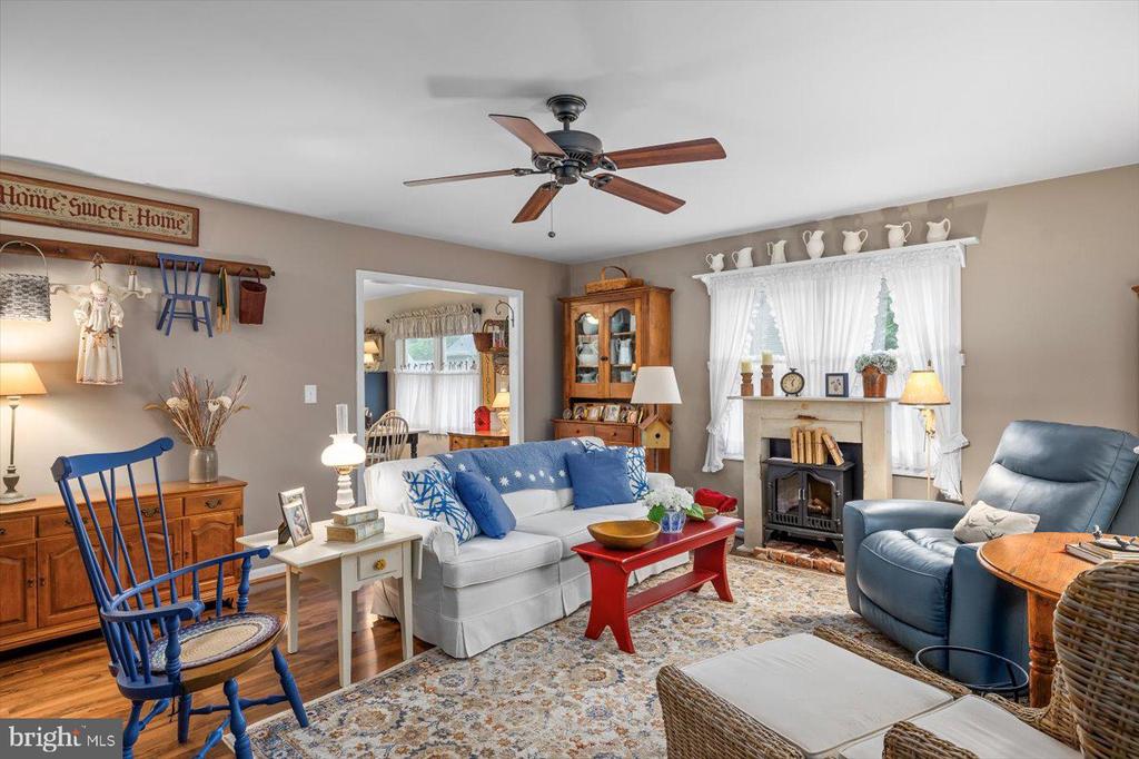 102 YORKTOWN BLVD, LOCUST GROVE, Virginia 22508, 3 Bedrooms Bedrooms, ,2 BathroomsBathrooms,Residential,102 YORKTOWN BLVD,VAOR2010242 MLS # VAOR2010242