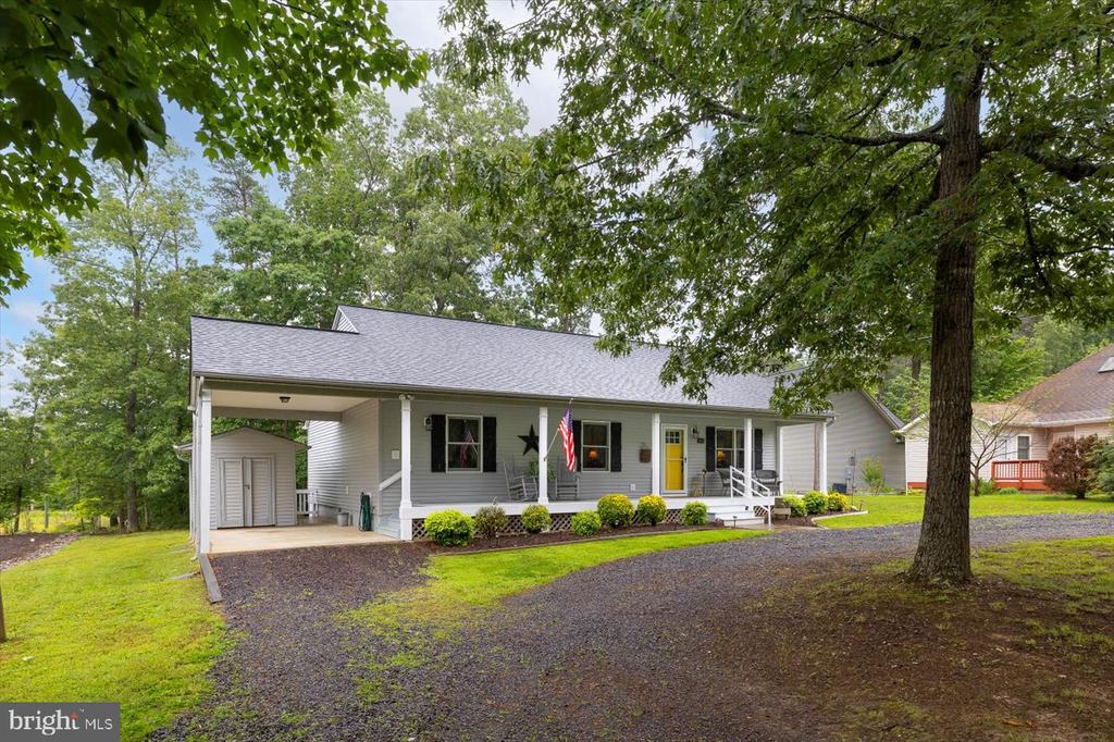 102 YORKTOWN BLVD, LOCUST GROVE, Virginia 22508, 3 Bedrooms Bedrooms, ,2 BathroomsBathrooms,Residential,102 YORKTOWN BLVD,VAOR2010242 MLS # VAOR2010242