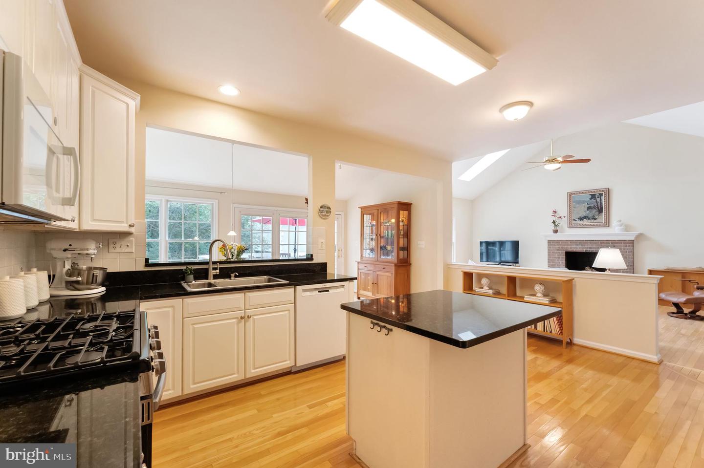 1309 MURRAY DOWNS WAY, RESTON, Virginia 20194, 4 Bedrooms Bedrooms, ,3 BathroomsBathrooms,Residential,For sale,1309 MURRAY DOWNS WAY,VAFX2255536 MLS # VAFX2255536