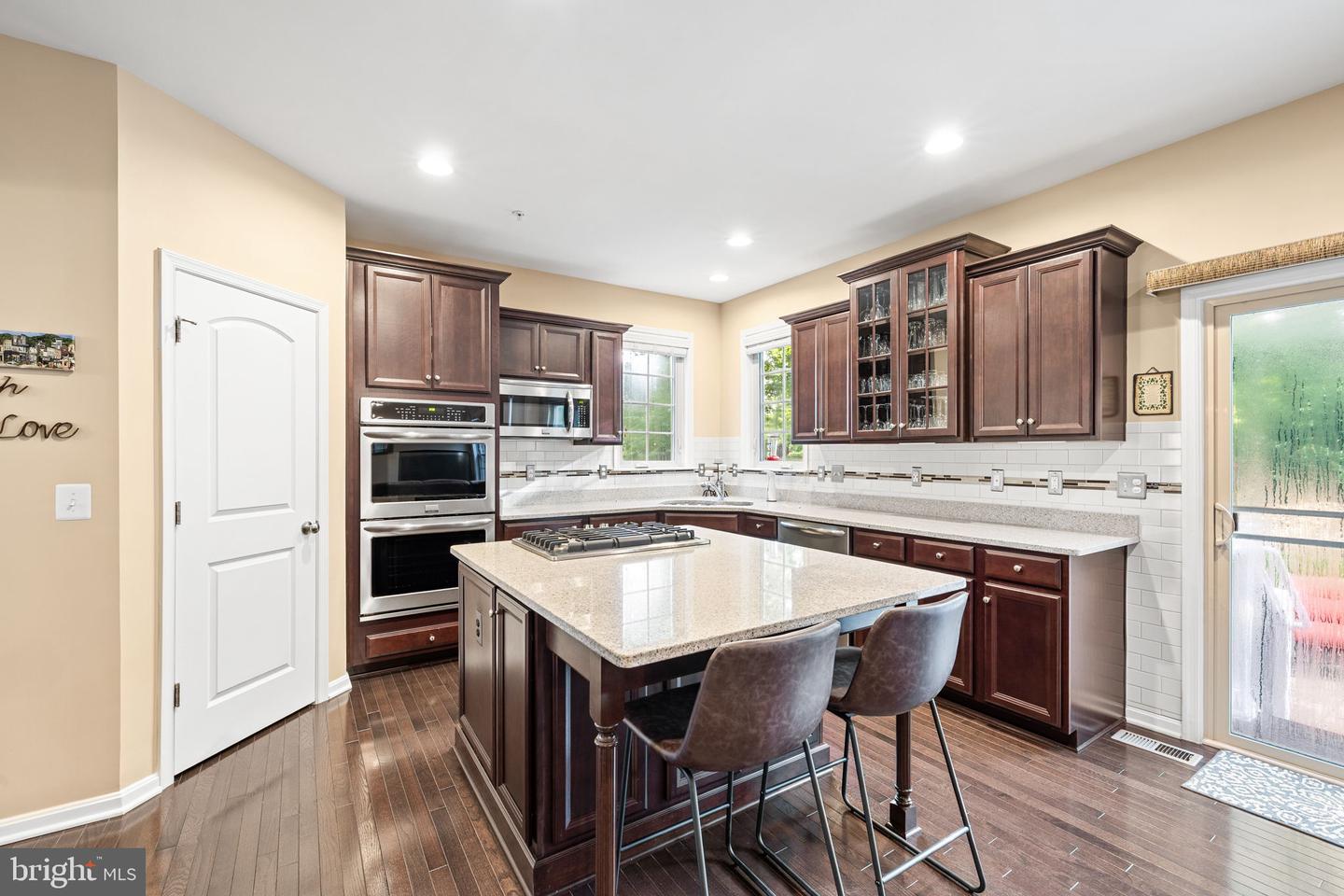 5696 LIBERTY MANOR CIR, WOODBRIDGE, Virginia 22193, 4 Bedrooms Bedrooms, ,2 BathroomsBathrooms,Residential,For sale,5696 LIBERTY MANOR CIR,VAPW2099490 MLS # VAPW2099490