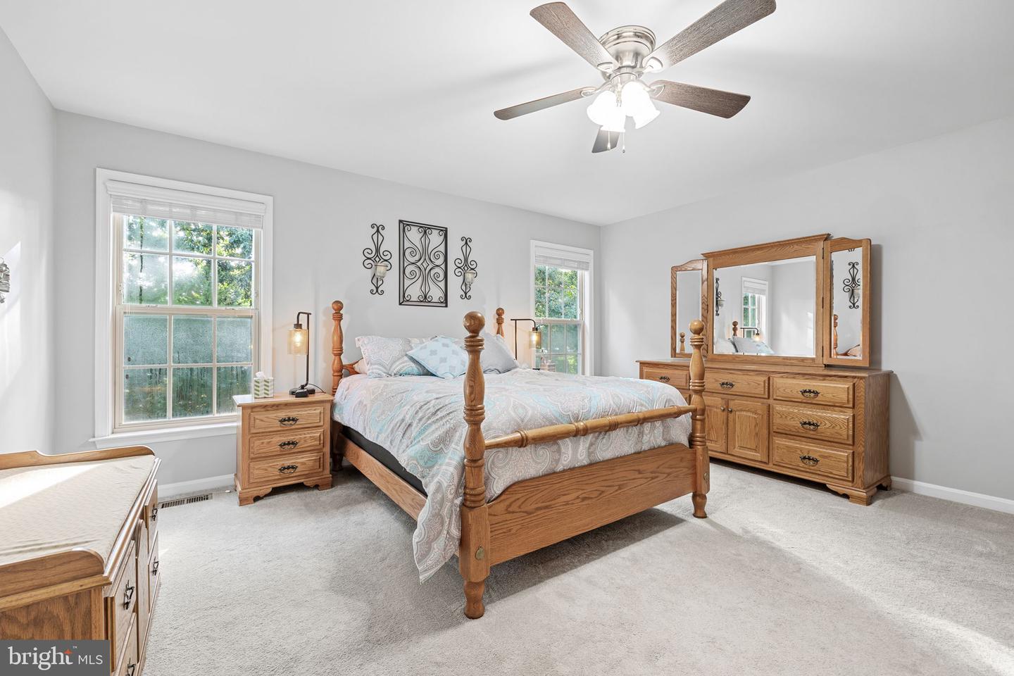 5696 LIBERTY MANOR CIR, WOODBRIDGE, Virginia 22193, 4 Bedrooms Bedrooms, ,2 BathroomsBathrooms,Residential,For sale,5696 LIBERTY MANOR CIR,VAPW2099490 MLS # VAPW2099490