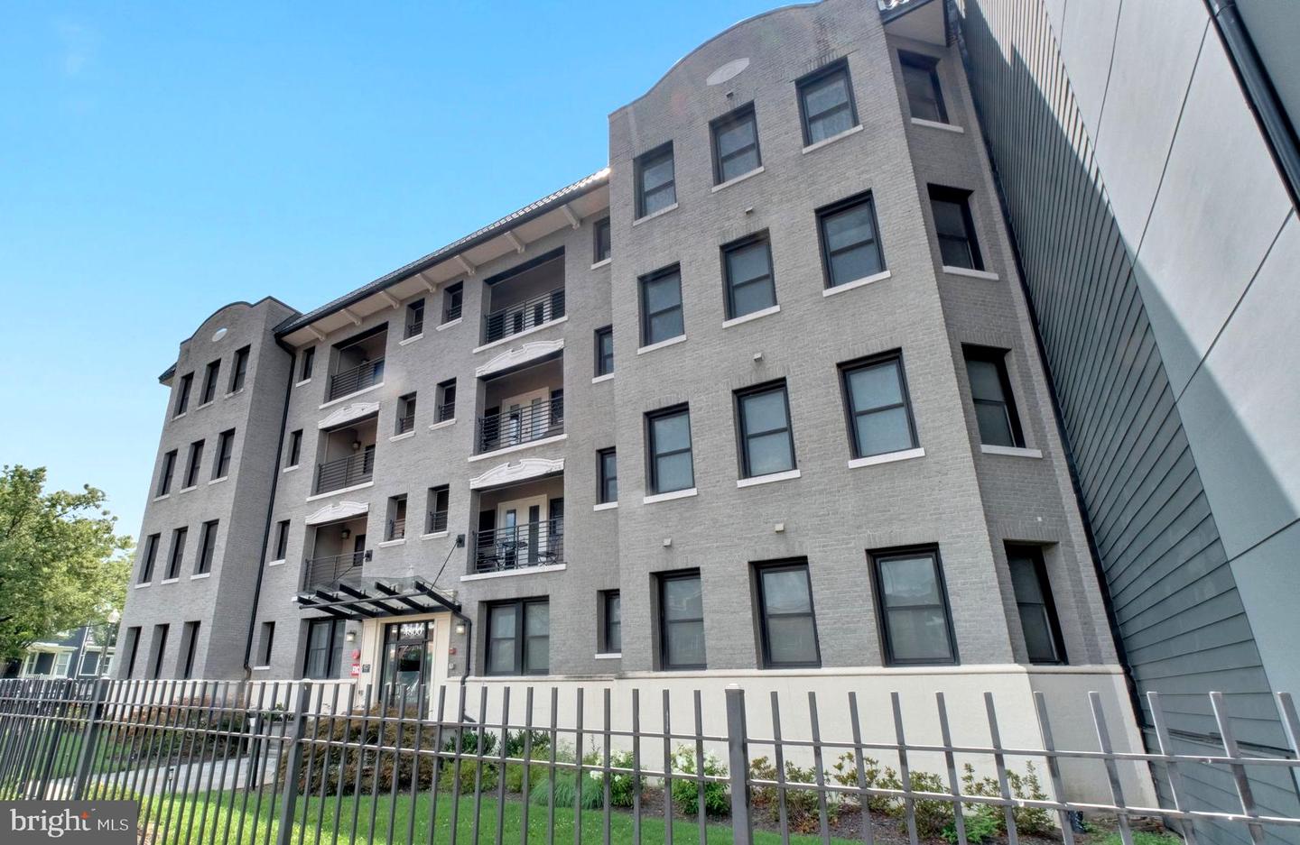 4800 GEORGIA AVE NW #404, WASHINGTON, District Of Columbia 20011, 1 Bedroom Bedrooms, ,1 BathroomBathrooms,Residential,For sale,4800 GEORGIA AVE NW #404,DCDC2210952 MLS # DCDC2210952