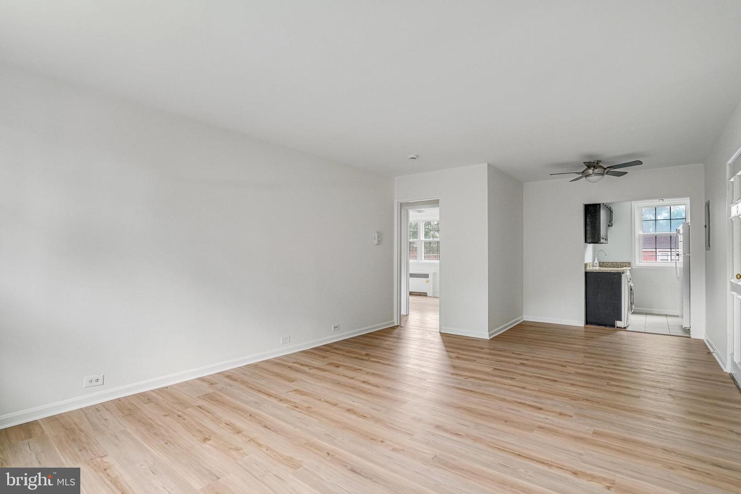 105 N GEORGE MASON DR N #105-2, ARLINGTON, Virginia 22203, 2 Bedrooms Bedrooms, ,1 BathroomBathrooms,Residential,For sale,105 N GEORGE MASON DR N #105-2,VAAR2061060 MLS # VAAR2061060