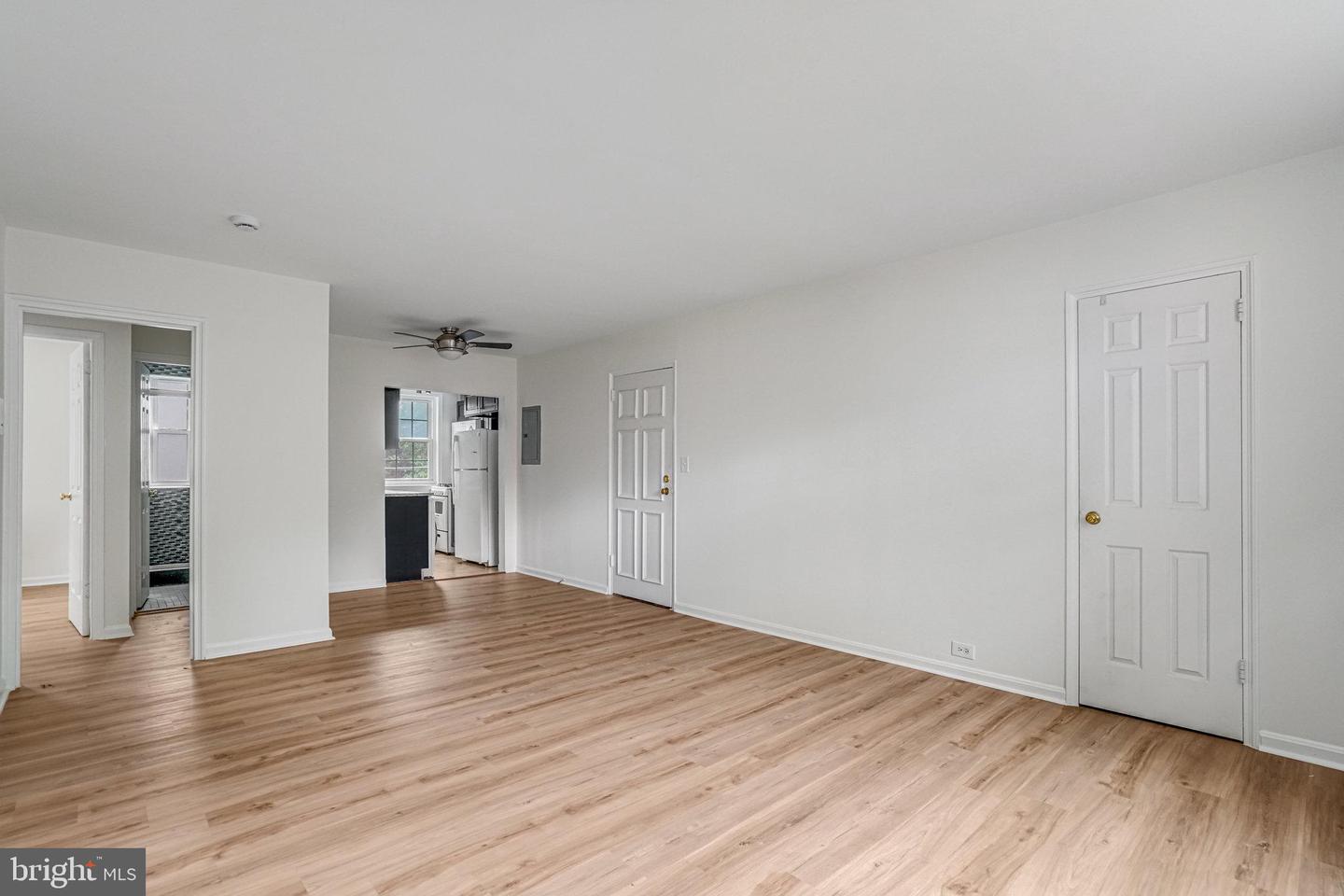 105 N GEORGE MASON DR N #105-2, ARLINGTON, Virginia 22203, 2 Bedrooms Bedrooms, ,1 BathroomBathrooms,Residential,For sale,105 N GEORGE MASON DR N #105-2,VAAR2061060 MLS # VAAR2061060