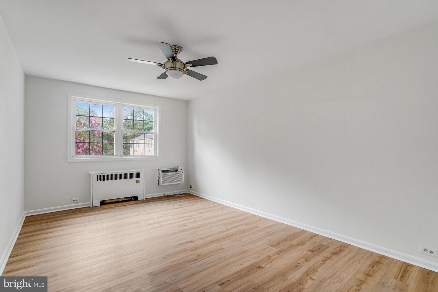 105 N GEORGE MASON DR N #105-2, ARLINGTON, Virginia 22203, 2 Bedrooms Bedrooms, ,1 BathroomBathrooms,Residential,For sale,105 N GEORGE MASON DR N #105-2,VAAR2061060 MLS # VAAR2061060