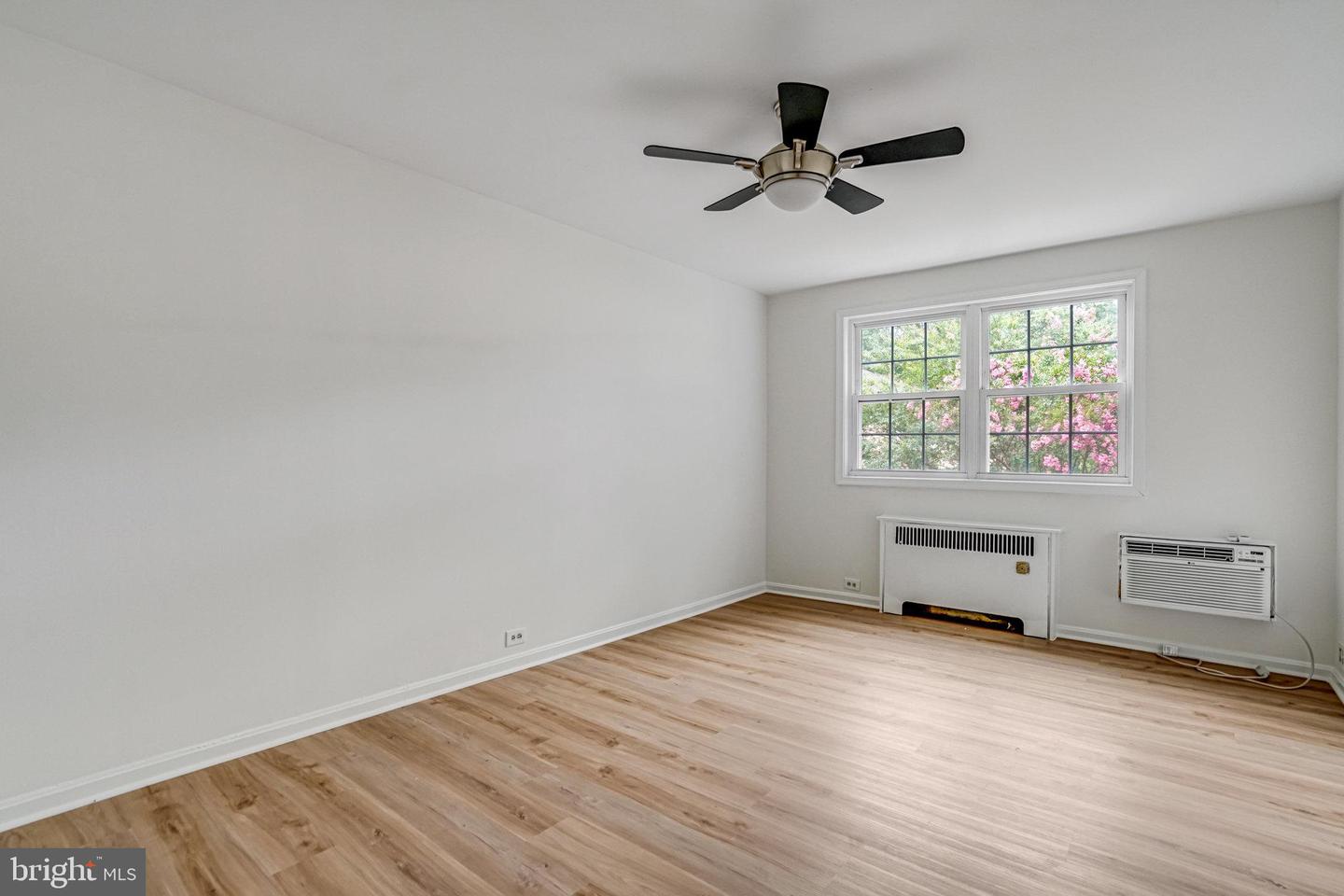 105 N GEORGE MASON DR N #105-2, ARLINGTON, Virginia 22203, 2 Bedrooms Bedrooms, ,1 BathroomBathrooms,Residential,For sale,105 N GEORGE MASON DR N #105-2,VAAR2061060 MLS # VAAR2061060