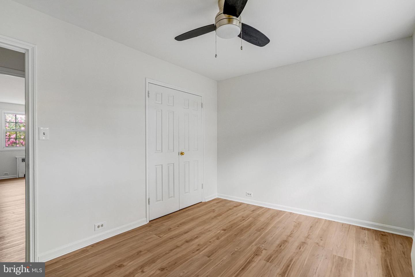 105 N GEORGE MASON DR N #105-2, ARLINGTON, Virginia 22203, 2 Bedrooms Bedrooms, ,1 BathroomBathrooms,Residential,For sale,105 N GEORGE MASON DR N #105-2,VAAR2061060 MLS # VAAR2061060