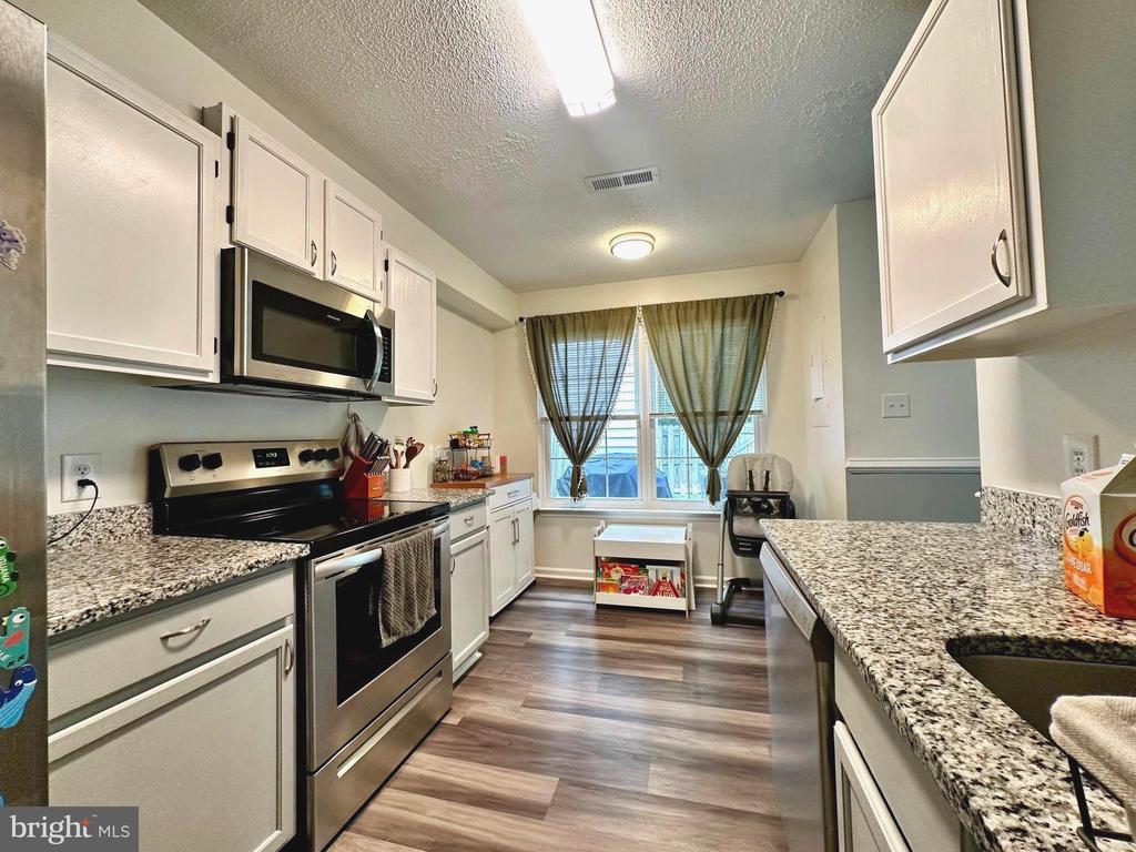 11215 SALEM VILLAGE DR, FREDERICKSBURG, Virginia 22407, 2 Bedrooms Bedrooms, ,2 BathroomsBathrooms,Residential,VILLAGESS OF SAL,11215 SALEM VILLAGE DR,VASP2034806 MLS # VASP2034806