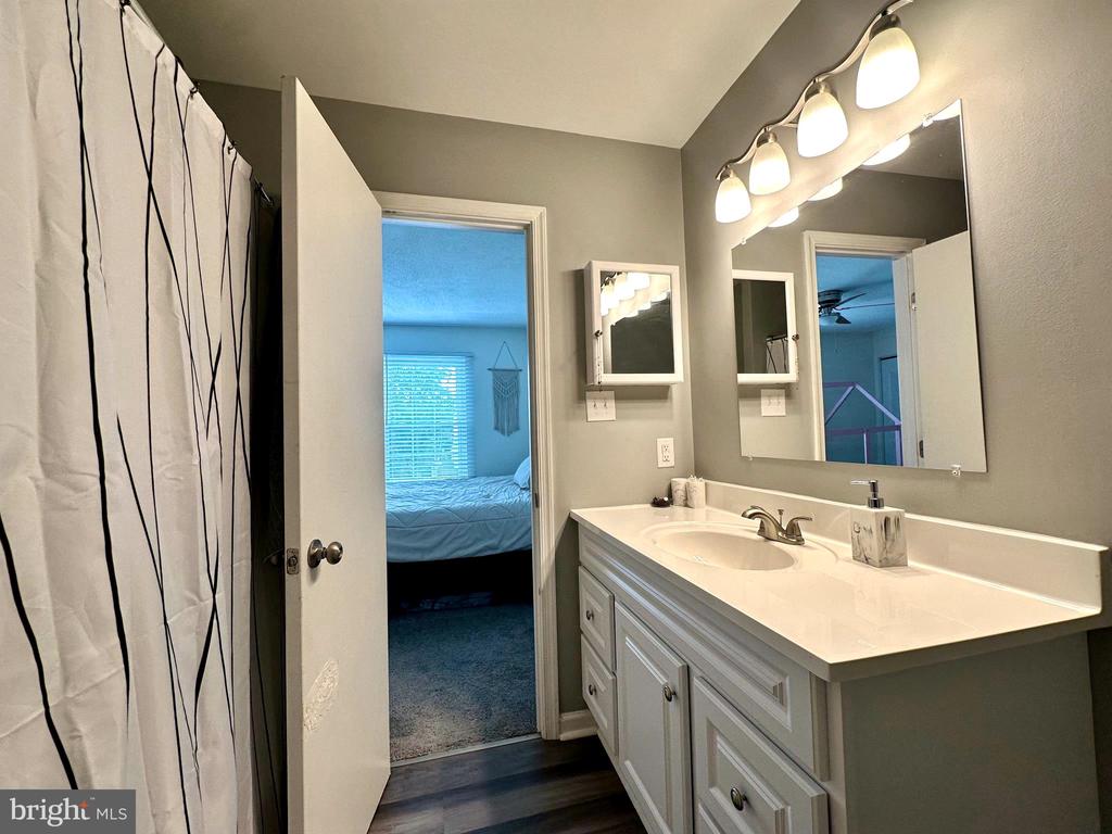 11215 SALEM VILLAGE DR, FREDERICKSBURG, Virginia 22407, 2 Bedrooms Bedrooms, ,2 BathroomsBathrooms,Residential,VILLAGESS OF SAL,11215 SALEM VILLAGE DR,VASP2034806 MLS # VASP2034806