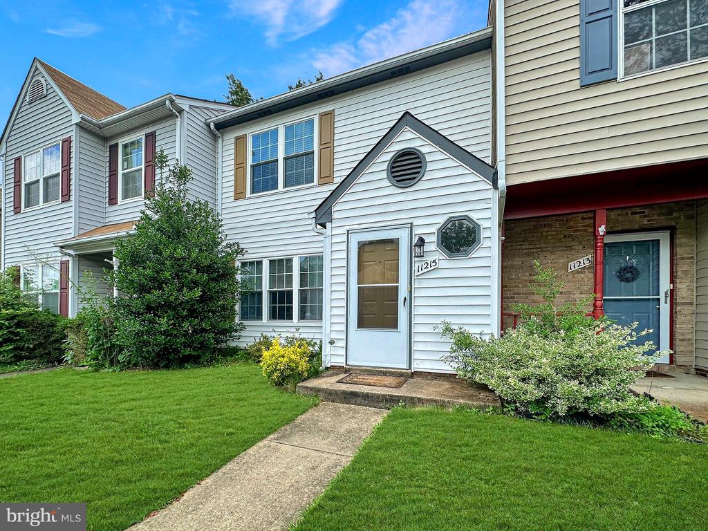11215 SALEM VILLAGE DR, FREDERICKSBURG, Virginia 22407, 2 Bedrooms Bedrooms, ,2 BathroomsBathrooms,Residential,VILLAGESS OF SAL,11215 SALEM VILLAGE DR,VASP2034806 MLS # VASP2034806