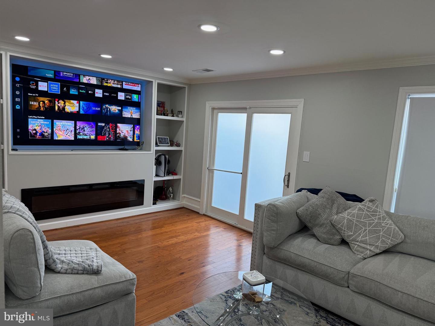 218 STEVENSON SQ, ALEXANDRIA, Virginia 22304, 4 Bedrooms Bedrooms, ,2 BathroomsBathrooms,Residential,For sale,218 STEVENSON SQ,VAAX2047644 MLS # VAAX2047644