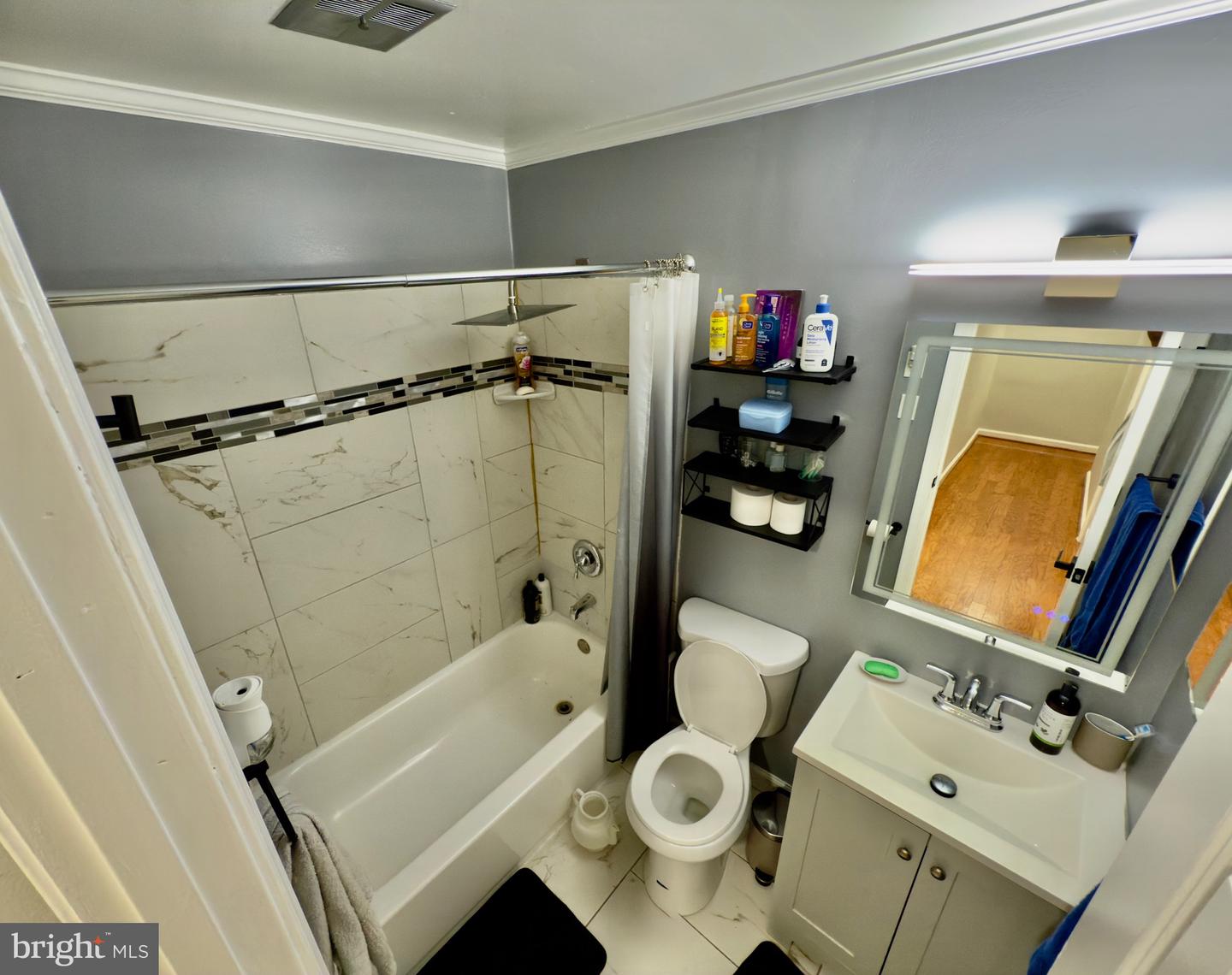 218 STEVENSON SQ, ALEXANDRIA, Virginia 22304, 4 Bedrooms Bedrooms, ,2 BathroomsBathrooms,Residential,For sale,218 STEVENSON SQ,VAAX2047644 MLS # VAAX2047644