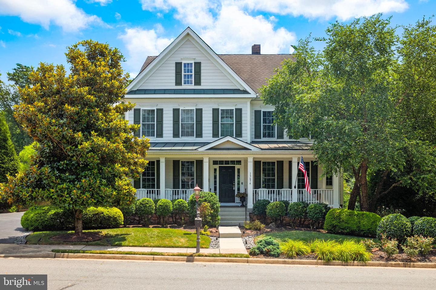 13674 SYLVAN BLUFF DR, LEESBURG, Virginia 20176, 5 Bedrooms Bedrooms, ,4 BathroomsBathrooms,Residential,For sale,13674 SYLVAN BLUFF DR,VALO2102656 MLS # VALO2102656