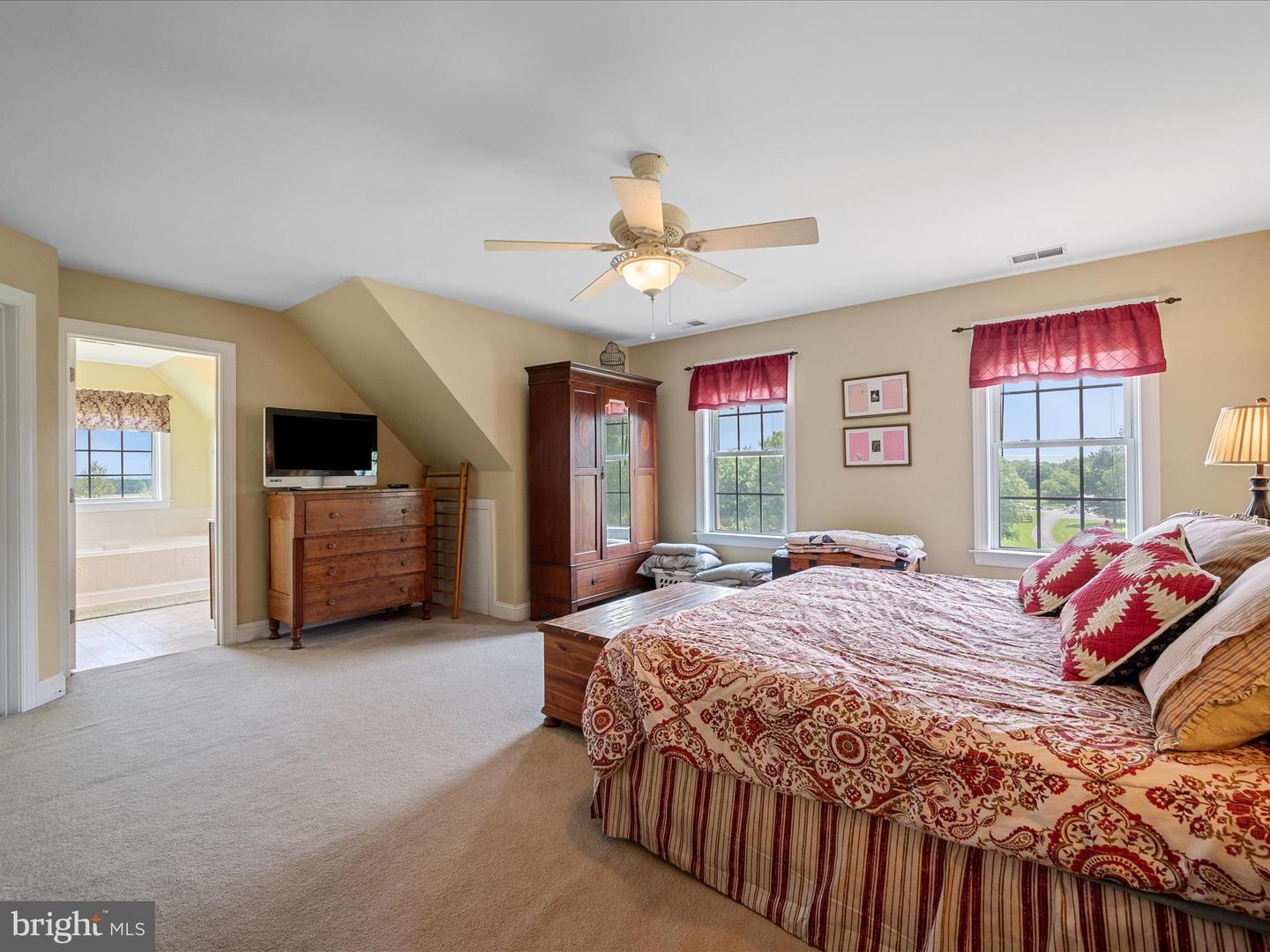 111 SOLDIERS LN, BERRYVILLE, Virginia 22611, 6 Bedrooms Bedrooms, ,4 BathroomsBathrooms,Residential,For sale,111 SOLDIERS LN,VACL2003924 MLS # VACL2003924