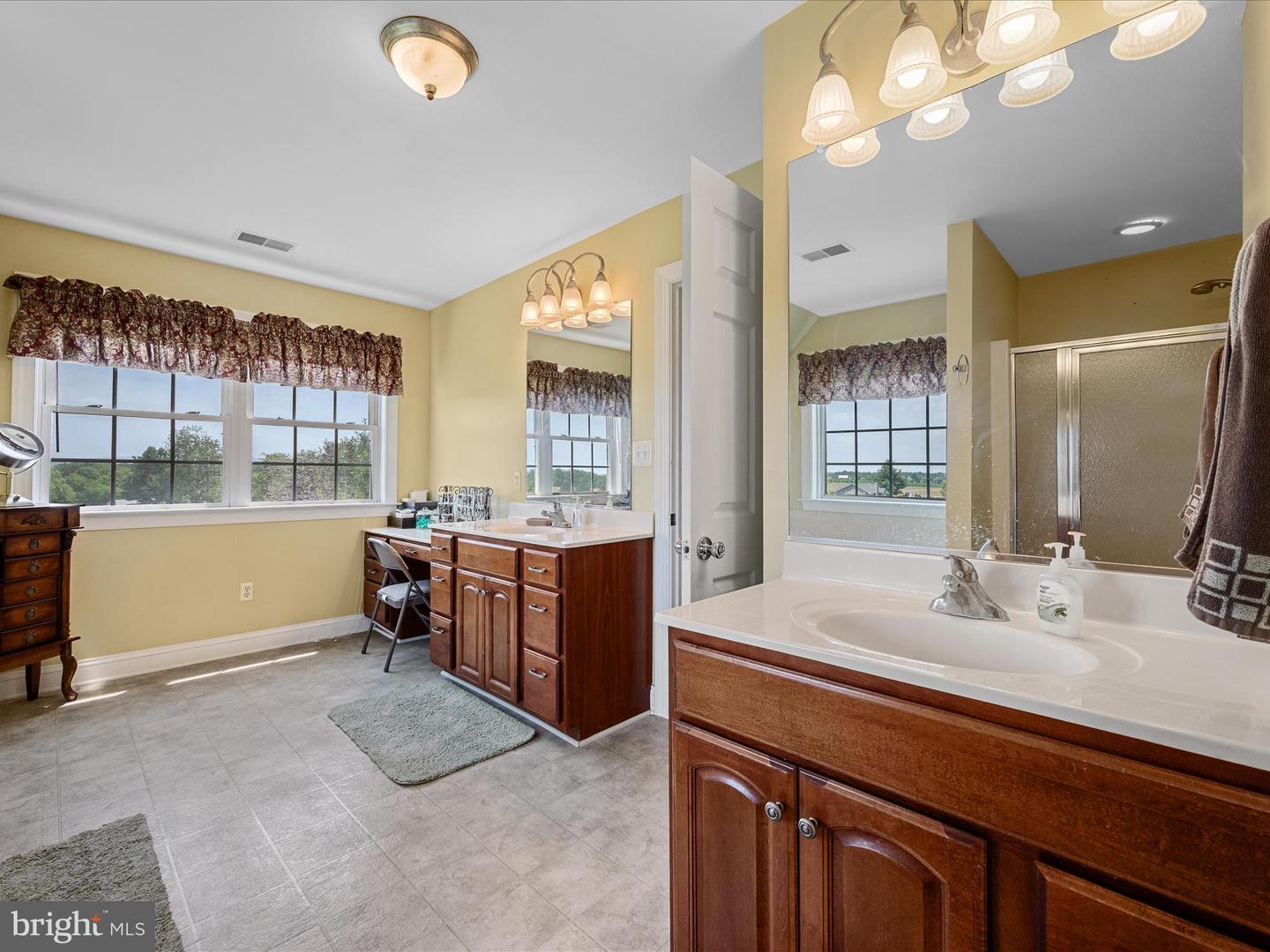 111 SOLDIERS LN, BERRYVILLE, Virginia 22611, 6 Bedrooms Bedrooms, ,4 BathroomsBathrooms,Residential,For sale,111 SOLDIERS LN,VACL2003924 MLS # VACL2003924