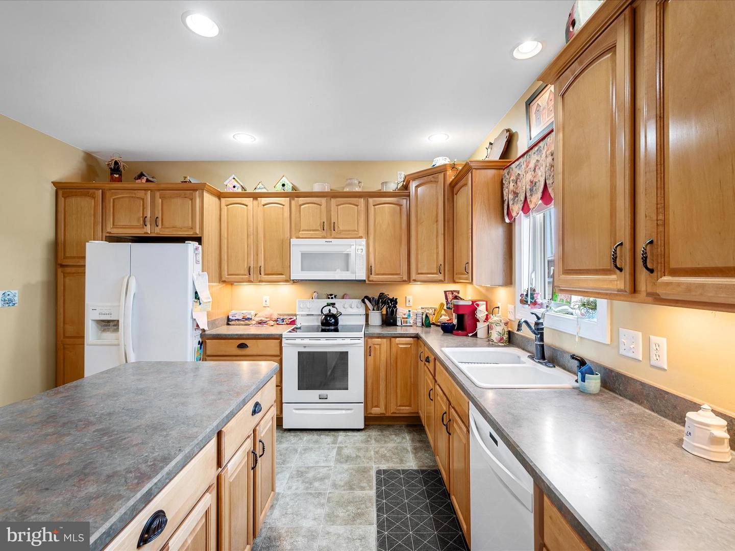 111 SOLDIERS LN, BERRYVILLE, Virginia 22611, 6 Bedrooms Bedrooms, ,4 BathroomsBathrooms,Residential,For sale,111 SOLDIERS LN,VACL2003924 MLS # VACL2003924