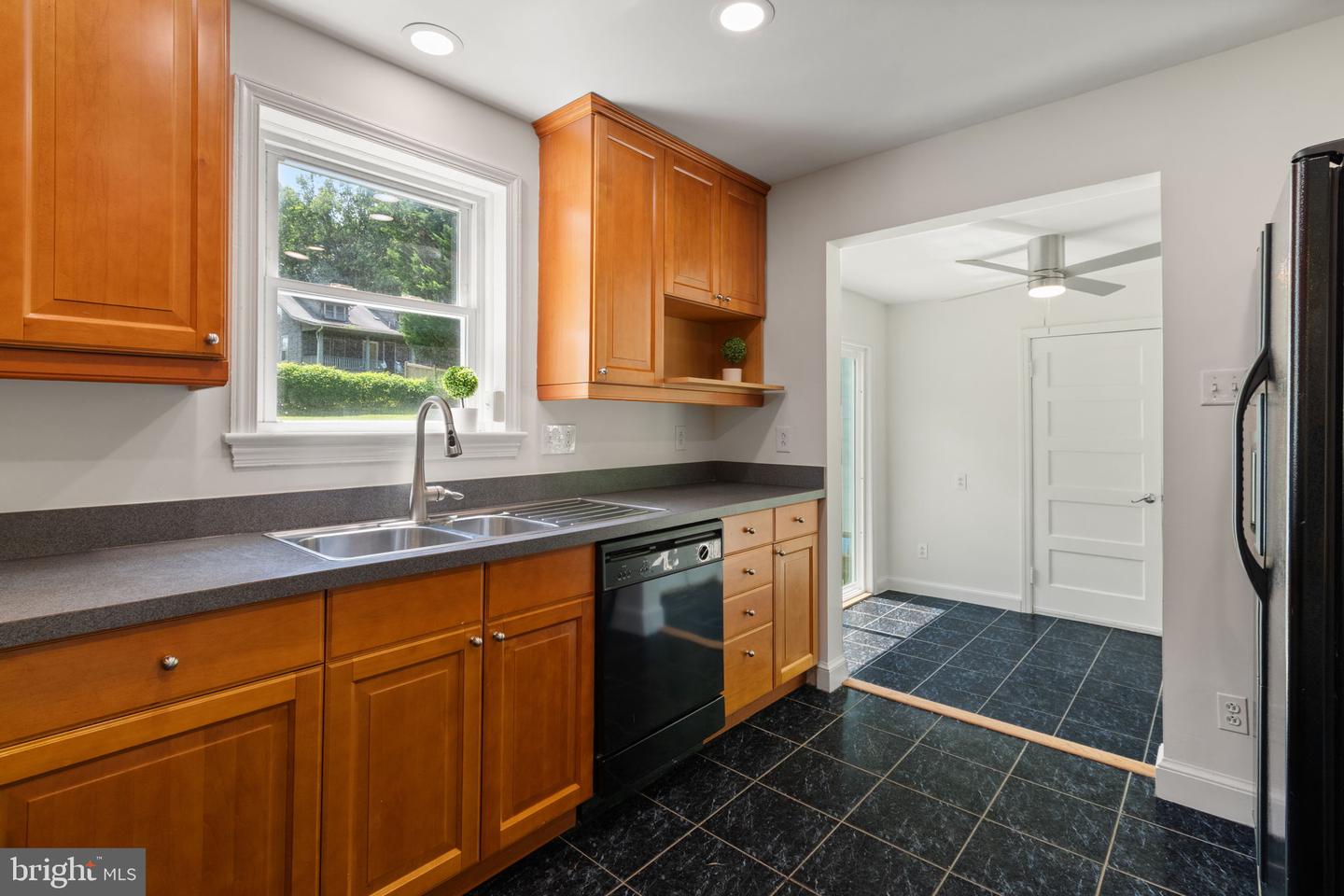 6315 OLD DOMINION DR, MCLEAN, Virginia 22101, 3 Bedrooms Bedrooms, ,1 BathroomBathrooms,Residential,For sale,6315 OLD DOMINION DR,VAFX2256470 MLS # VAFX2256470