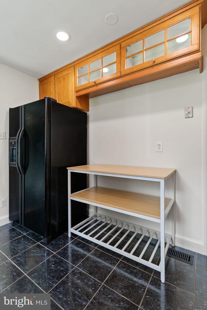 6315 OLD DOMINION DR, MCLEAN, Virginia 22101, 3 Bedrooms Bedrooms, ,1 BathroomBathrooms,Residential,For sale,6315 OLD DOMINION DR,VAFX2256470 MLS # VAFX2256470