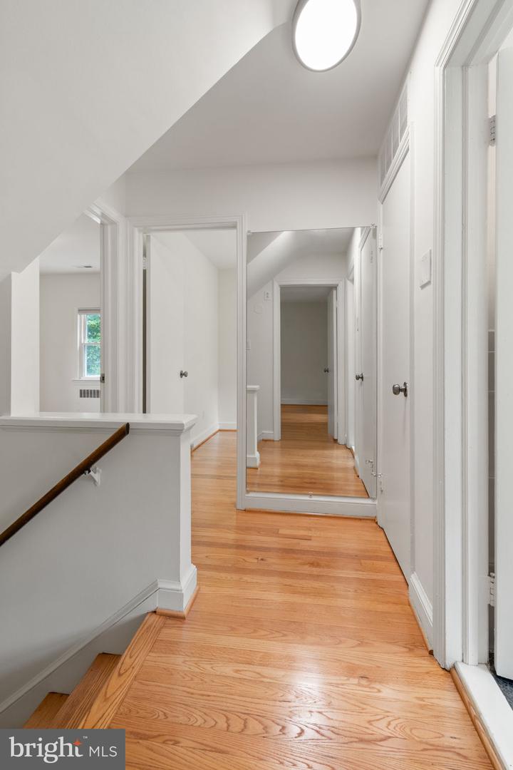6315 OLD DOMINION DR, MCLEAN, Virginia 22101, 3 Bedrooms Bedrooms, ,1 BathroomBathrooms,Residential,For sale,6315 OLD DOMINION DR,VAFX2256470 MLS # VAFX2256470