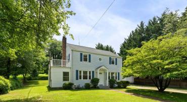 6315 OLD DOMINION DR, MCLEAN, Virginia 22101, 3 Bedrooms Bedrooms, ,1 BathroomBathrooms,Residential,For sale,6315 OLD DOMINION DR,VAFX2256470 MLS # VAFX2256470