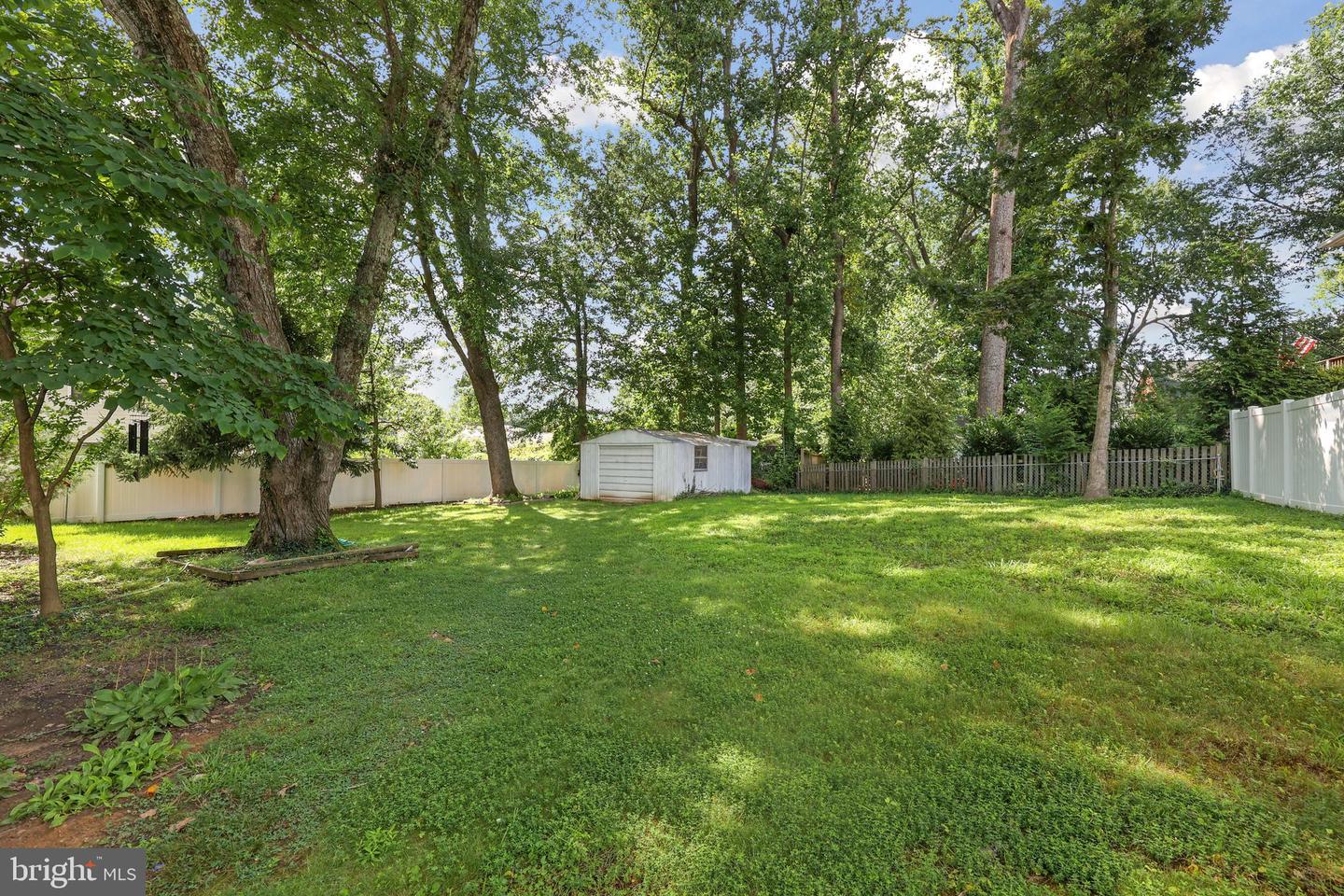 703 KINGSLEY RD SW, VIENNA, Virginia 22180, 3 Bedrooms Bedrooms, ,2 BathroomsBathrooms,Residential,For sale,703 KINGSLEY RD SW,VAFX2256476 MLS # VAFX2256476