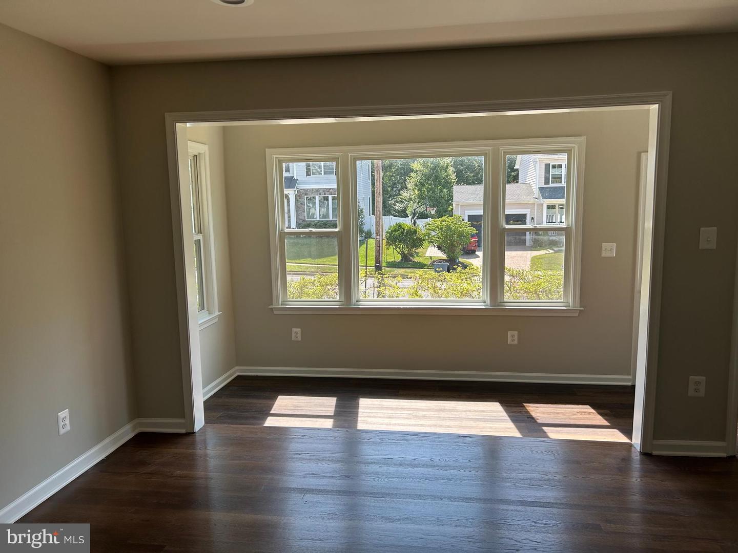 703 KINGSLEY RD SW, VIENNA, Virginia 22180, 3 Bedrooms Bedrooms, ,2 BathroomsBathrooms,Residential,For sale,703 KINGSLEY RD SW,VAFX2256476 MLS # VAFX2256476