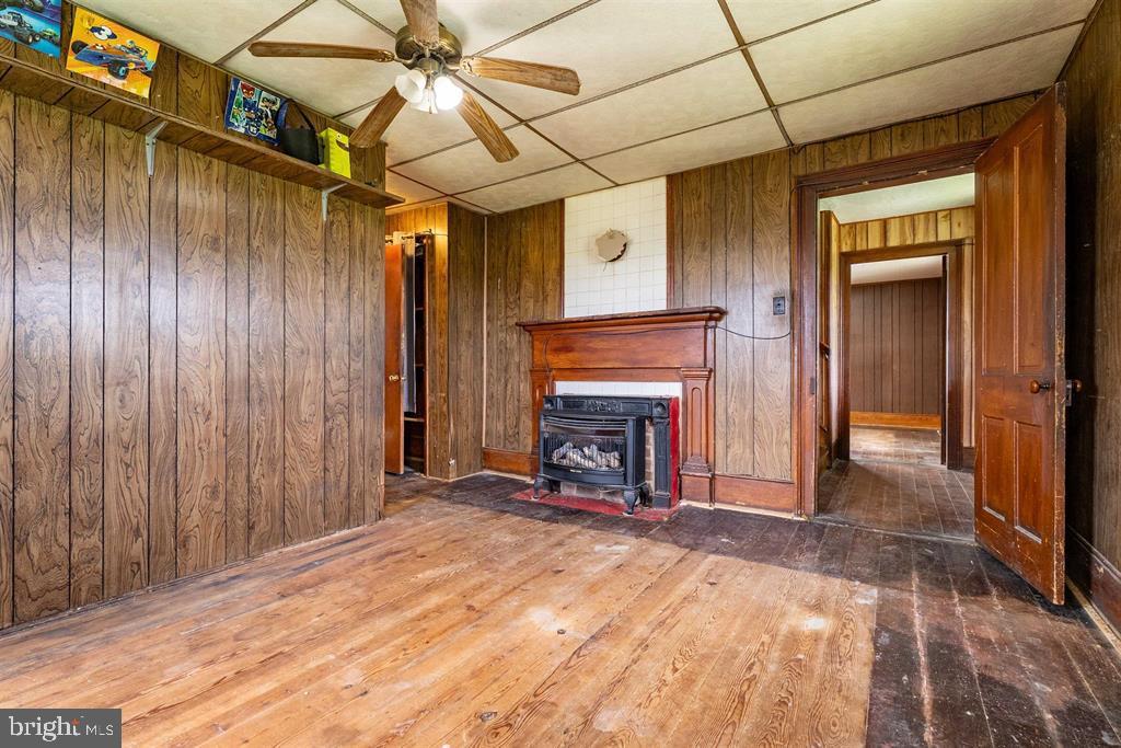 2199 BARRENRIDGE RD, STAUNTON, Virginia 24401, 4 Bedrooms Bedrooms, ,1 BathroomBathrooms,Residential,For sale,2199 BARRENRIDGE RD,VAAG2002634 MLS # VAAG2002634