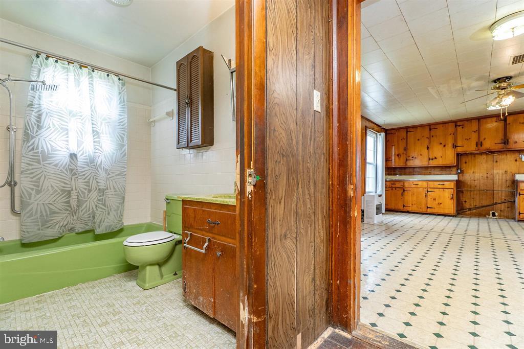 2199 BARRENRIDGE RD, STAUNTON, Virginia 24401, 4 Bedrooms Bedrooms, ,1 BathroomBathrooms,Residential,For sale,2199 BARRENRIDGE RD,VAAG2002634 MLS # VAAG2002634