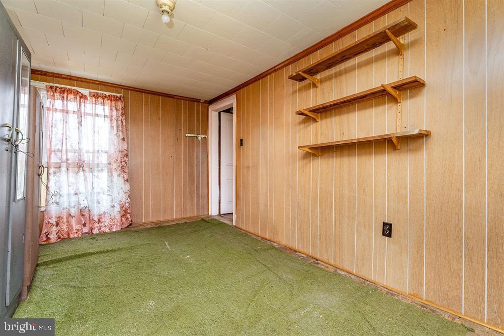 2199 BARRENRIDGE RD, STAUNTON, Virginia 24401, 4 Bedrooms Bedrooms, ,1 BathroomBathrooms,Residential,For sale,2199 BARRENRIDGE RD,VAAG2002634 MLS # VAAG2002634