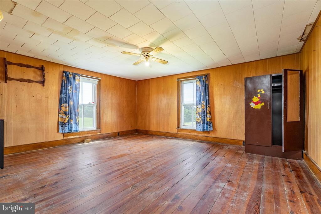 2199 BARRENRIDGE RD, STAUNTON, Virginia 24401, 4 Bedrooms Bedrooms, ,1 BathroomBathrooms,Residential,For sale,2199 BARRENRIDGE RD,VAAG2002634 MLS # VAAG2002634
